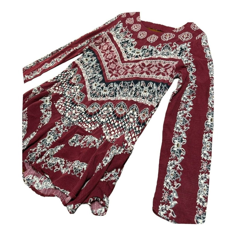 Free People Womens Tunic (or Minidress), red paisley with a serious boho vibe.